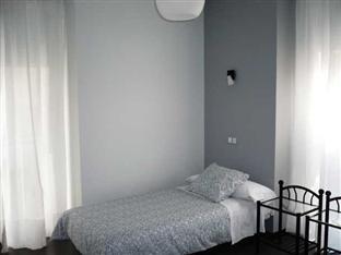 Hostal Cibeles Мадрид Экстерьер фото